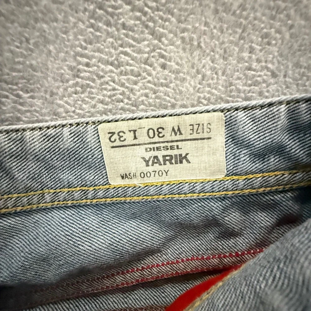 Diesel Yarik Mens 30x32 Straight Leg Distressed Blue Jeans Wash 0070Y Italy